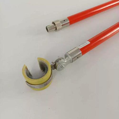 绝缘导线清扫刷在配电线路维护中的应用与操作要点